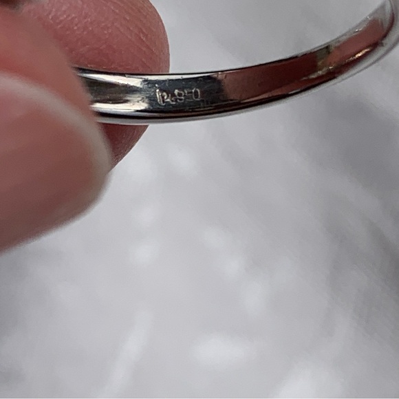 Platinum 950 Diamond Wedding Band - Picture 5 of 6